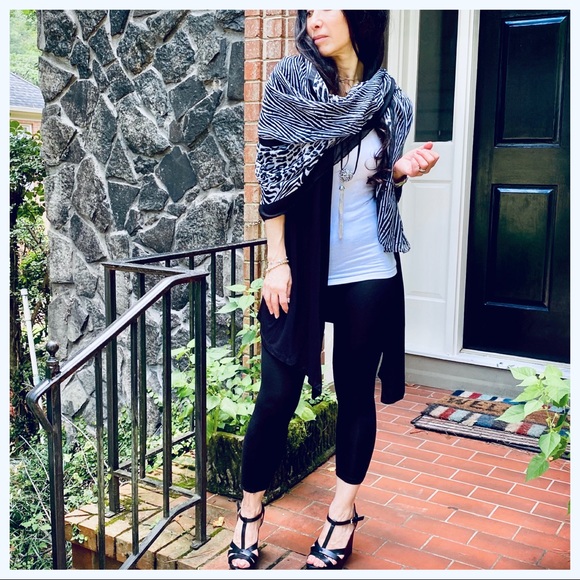 FABULOUS ZEBRA PRINT SCARF/SHAWL - Picture 8 of 9